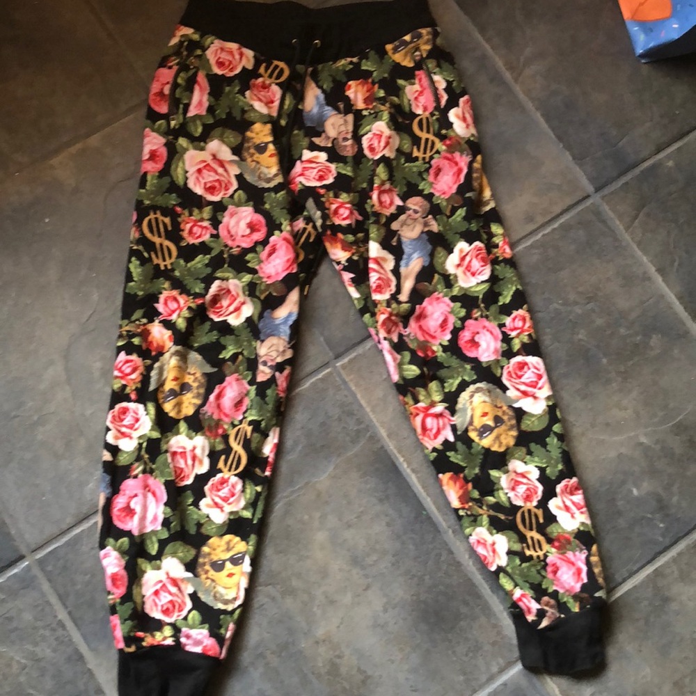 Sweat pants